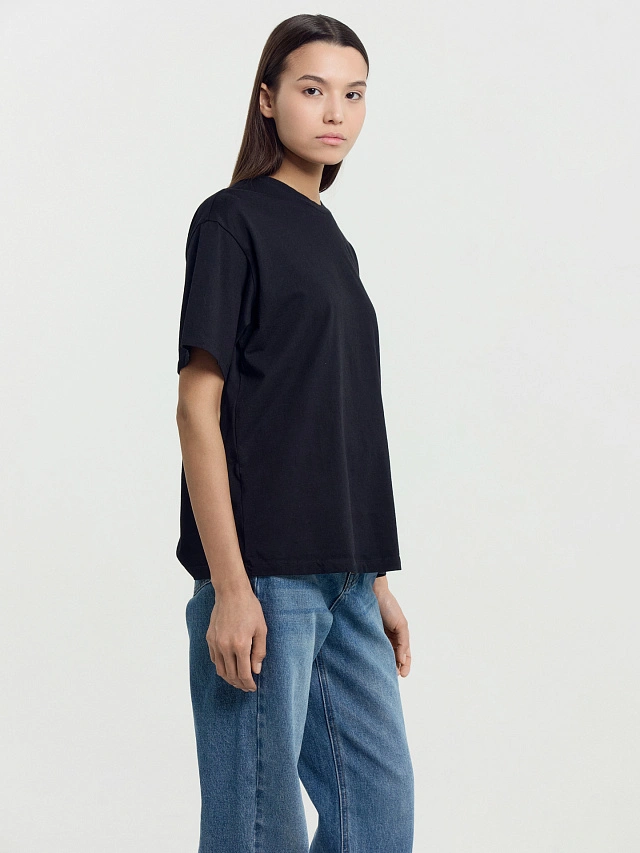 Хлопковая свободная футболка черного цвета - 9