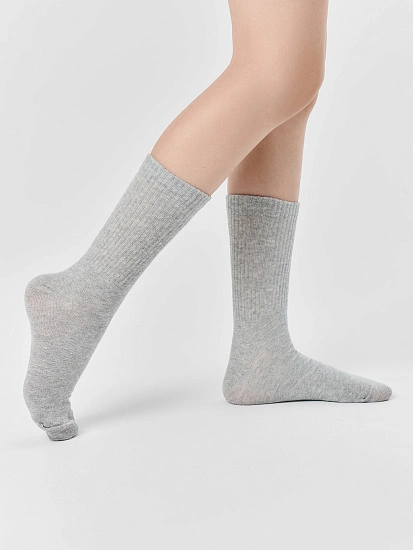 картинка Детские высокие носки в оттенке "серый меланж" от известного бренда одежды для девочек Mark Formelle