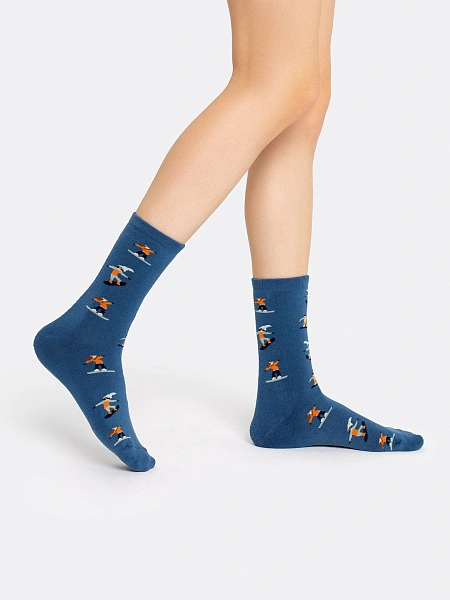 картинка Высокие женские махровые носки в джинсовом цвете с рисунками от магазина стильной одежды Mark Formelle