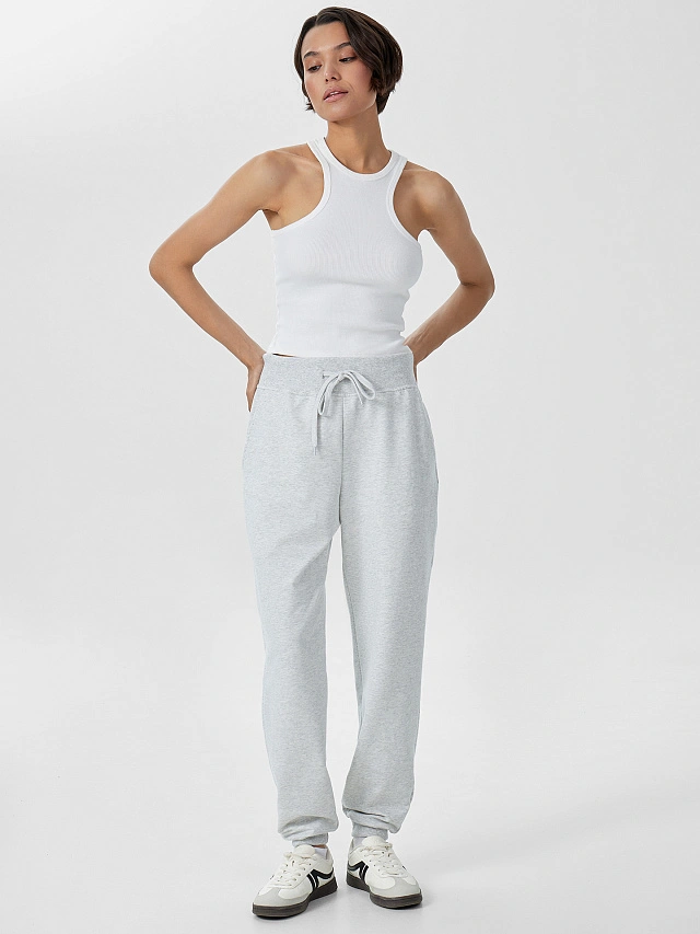 Брюки женские спортивные в сером оттенке - 4