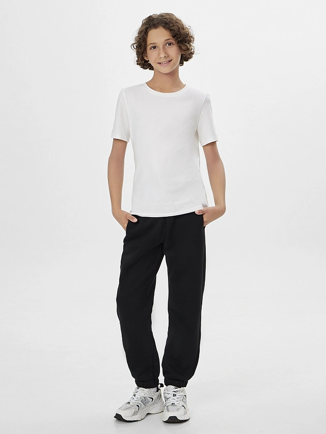 Брюки-джоггеры для мальчиков в черном цвете - 4