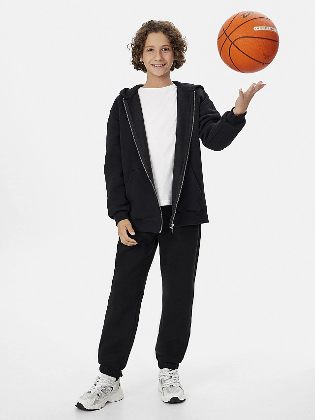 Брюки-джоггеры для мальчиков в черном цвете - 6