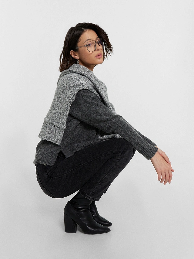 Брюки женские джинсовые черные - 2