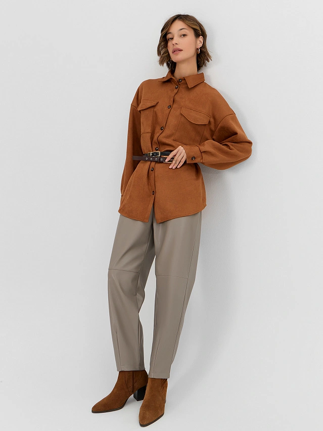 Брюки женские из экокожи в сером цвете - 7