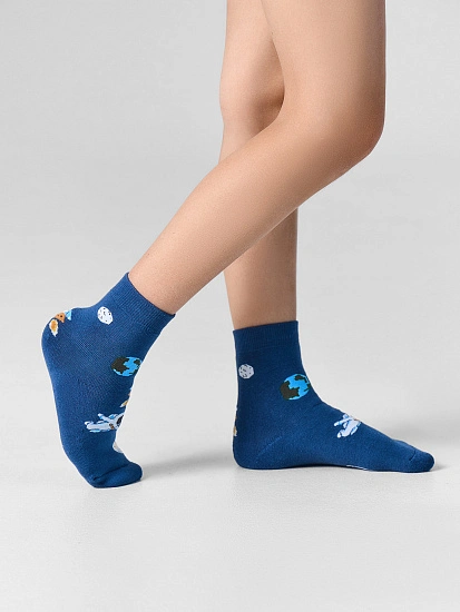 картинка Носки детские плюшевые синие с рисунком в виде космонавтов от известного бренда одежды для девочек Mark Formelle