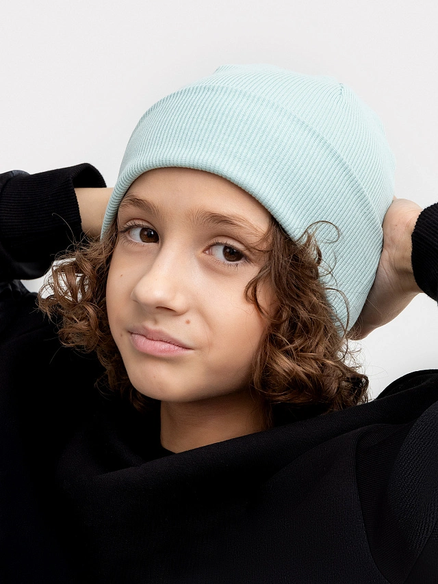 Шапка детская в мятно-зеленом цвете - 5