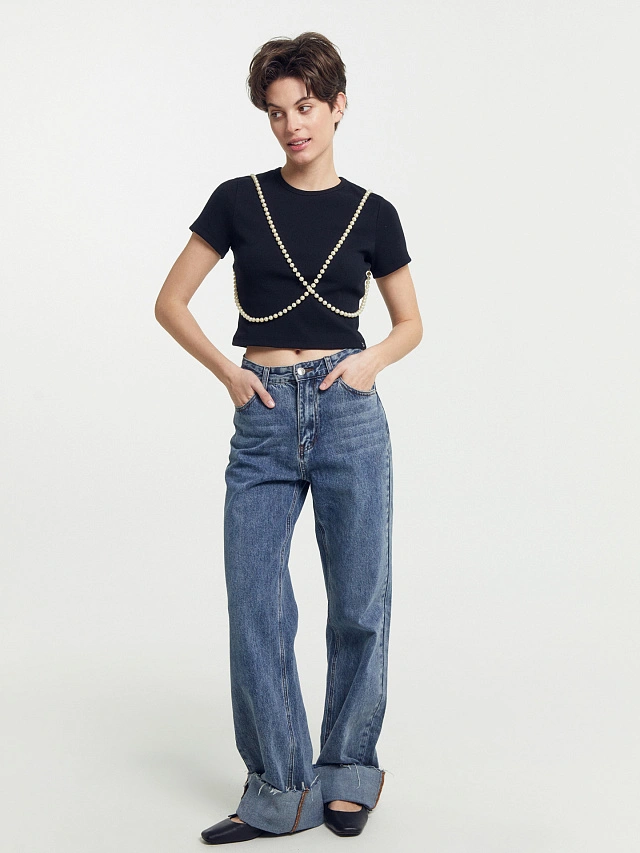 Футболка женская короткая в черном цвете - 7