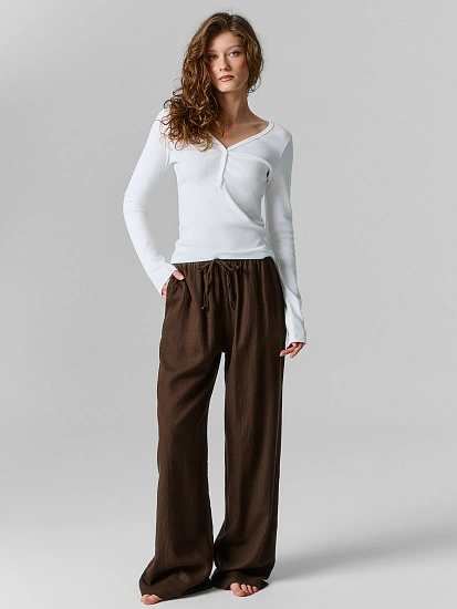 картинка Брюки женские домашние из вискозы и льна коричневые от магазина стильной одежды Mark Formelle