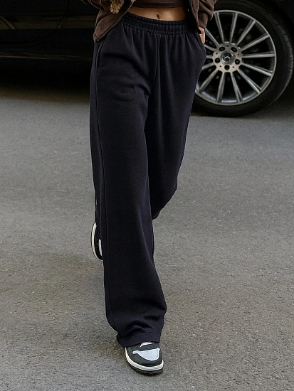 картинка Брюки женские черные от магазина стильной одежды Mark Formelle