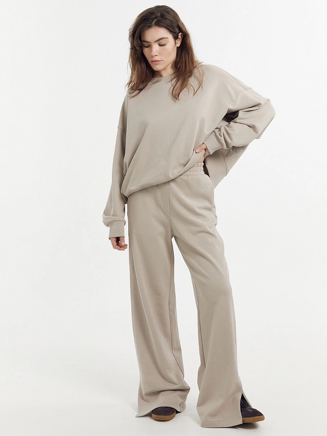 Свитшот женский в кофейно-коричневом цвете - 3