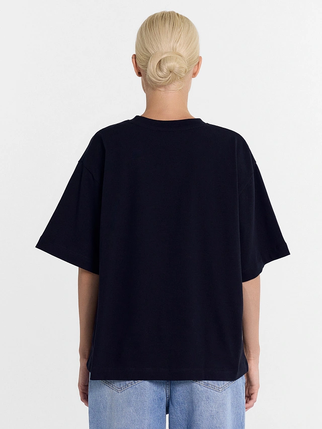 Футболка женская в черном цвете - 2