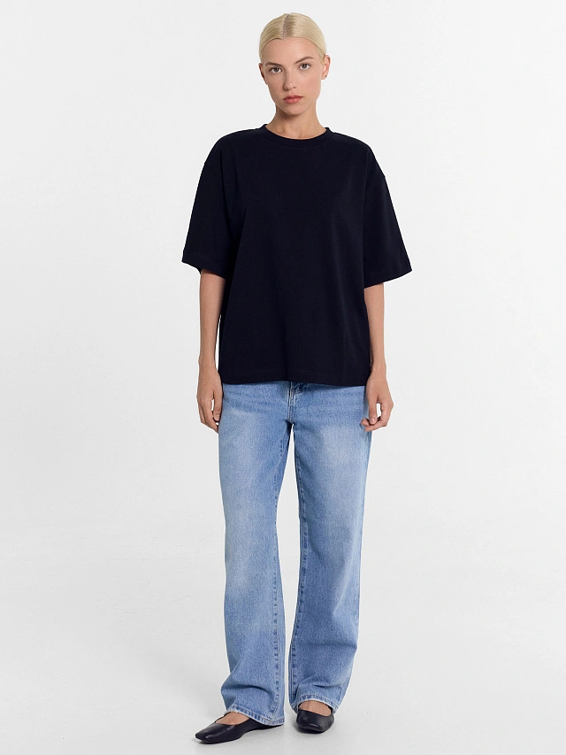 Футболка женская в черном цвете - 3