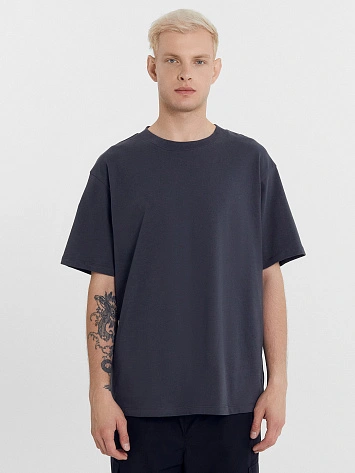 Футболка мужская в графитово-сером цвете