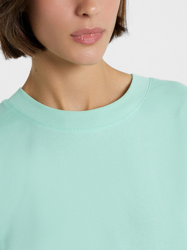 Комплект женский (футболка, шорты) в мятно-зеленом цвете - 5