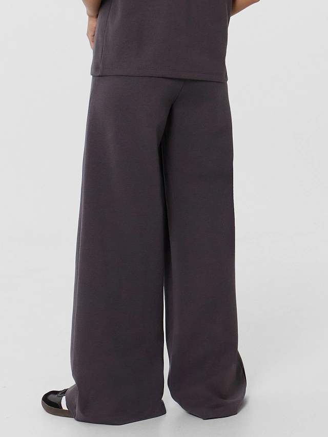 Комплект женский (джемпер, брюки) в сером цвете - 4