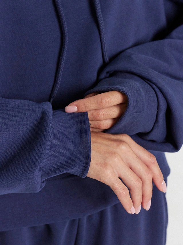 Комплект женский (худи, брюки) в темно-синем цвете - 4