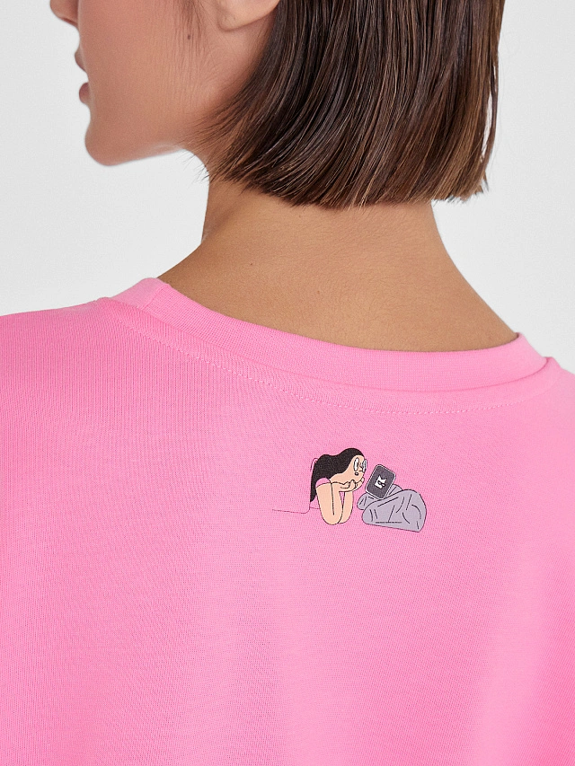 Футболка женская пастельно-розовая с печатью - 7