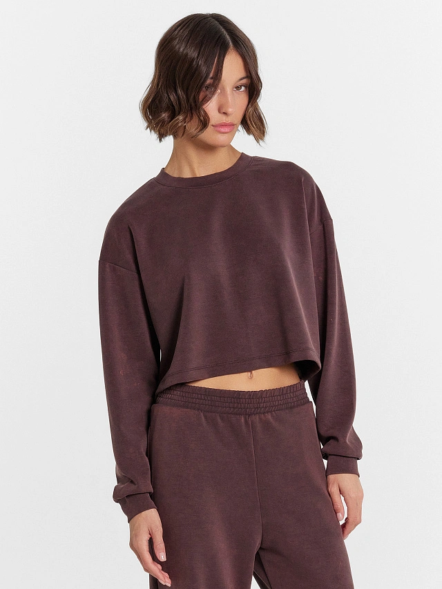 Комплект женский (джемпер, брюки) шоколадный с дизайнерским принтом - 3