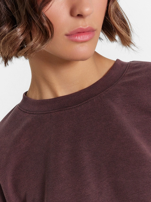 Комплект женский (джемпер, брюки) шоколадный с дизайнерским принтом - 6