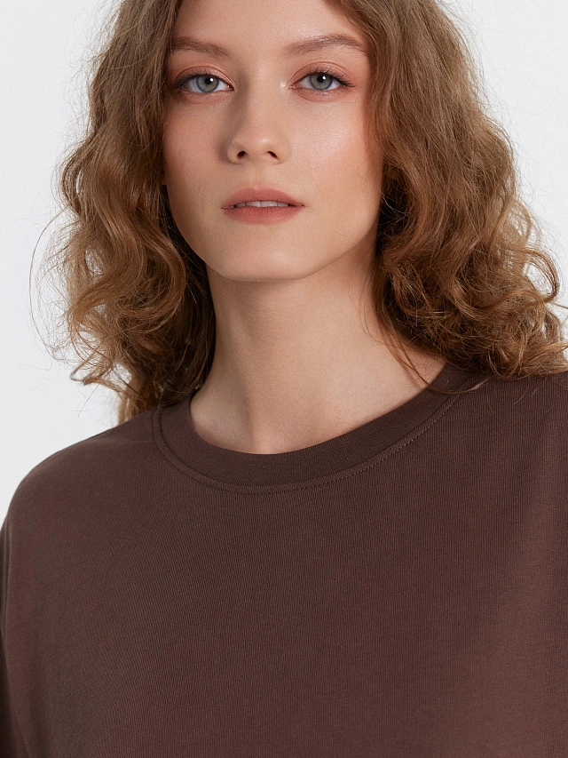 Футболка женская в цвете шоколадное мартини - 4