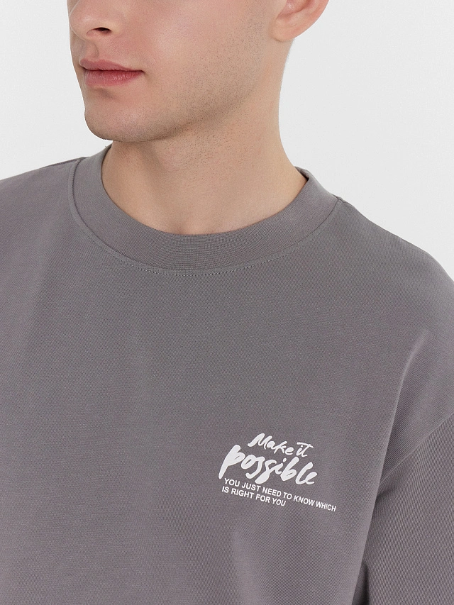 Футболка мужская в сером оттенке с печатью - 4