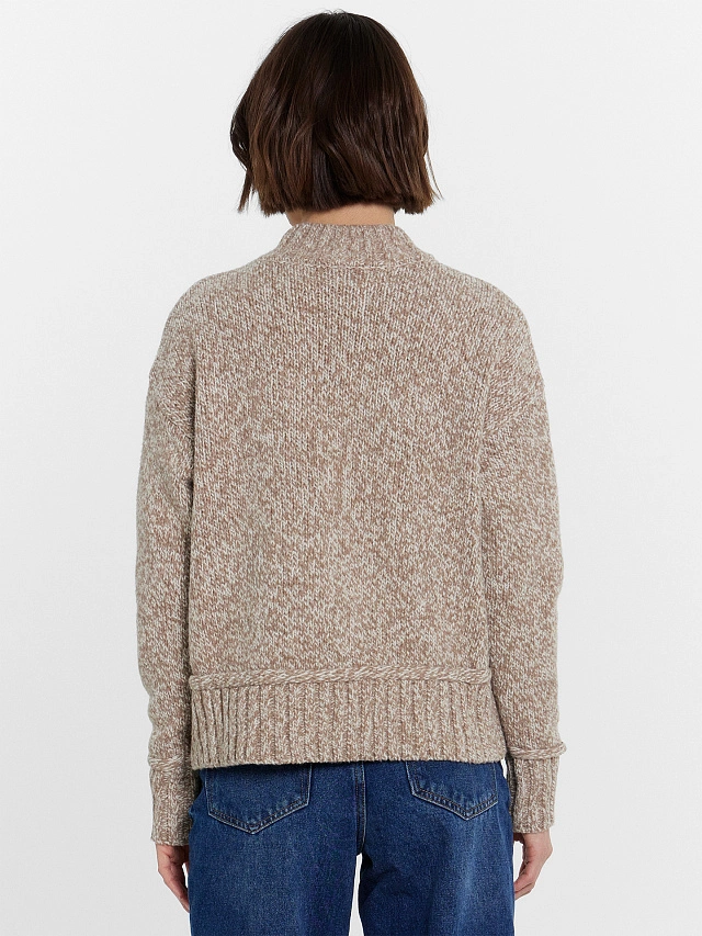 Джемпер женский светло-коричневый - 5