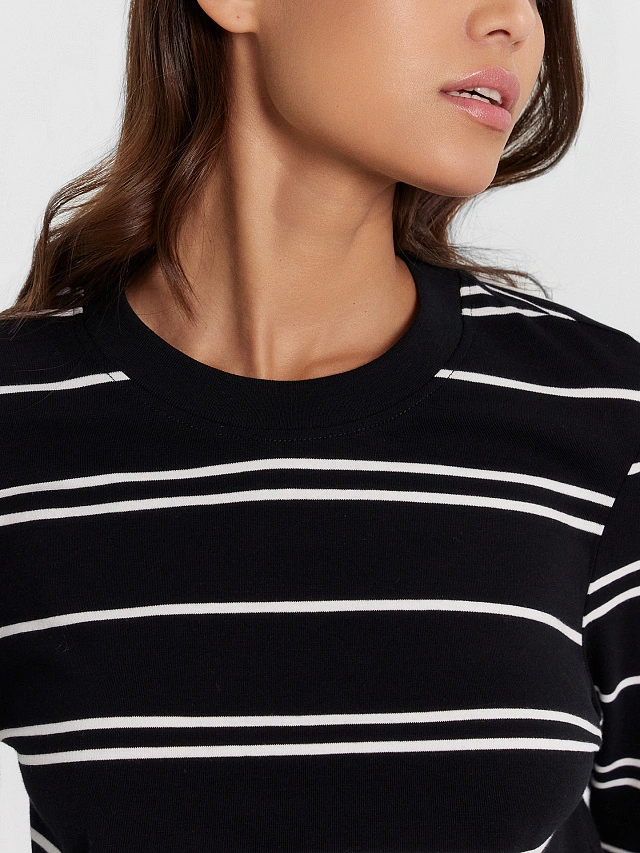 Джемпер женский в полоску - 4