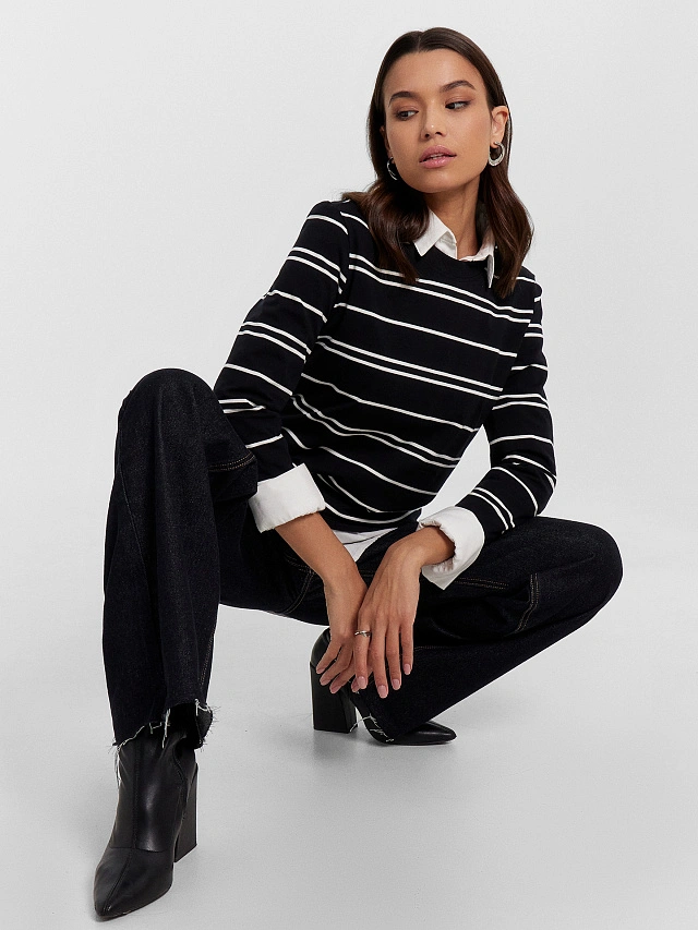 Джемпер женский в полоску - 5