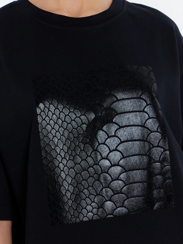 Футболка женская оверсайз черная с принтом - 4