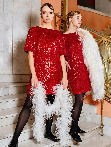 Платье женское красное с пайетками