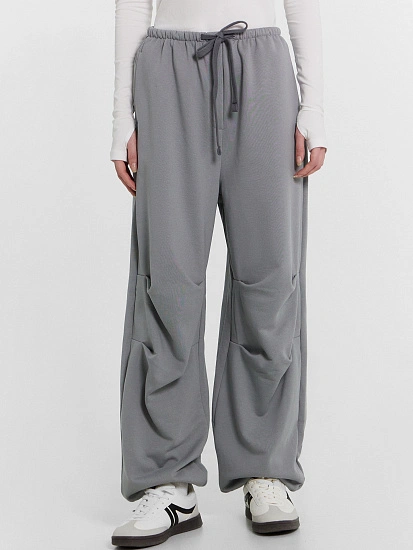 картинка Брюки женские серые  от магазина стильной одежды Mark Formelle