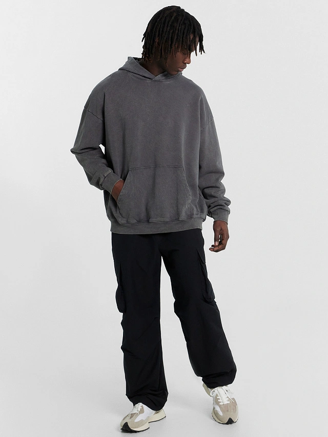 Худи мужское серое с принтом на спинке - 3