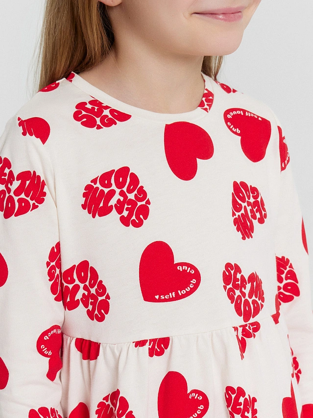 Платье для девочек кремовое с принтом "сердечки" - 5