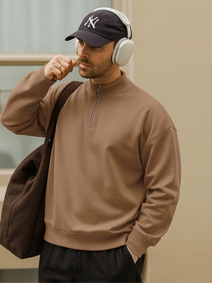 картинка Толстовка мужская коричневая от магазина мужской одежды Mark Formelle