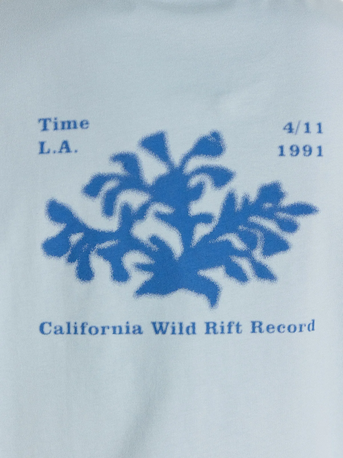 Футболка мужская голубая  с надписью "California Wild Rift Record" - 5