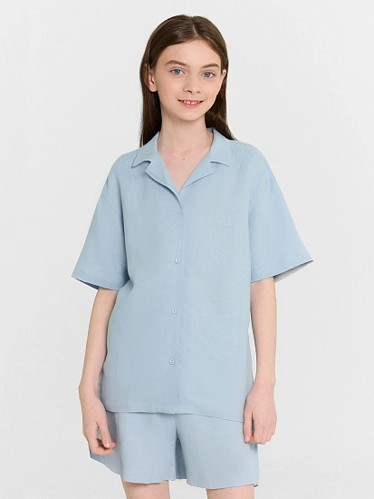 картинка Рубашка для девочки голубая от известного бренда одежды для девочек Mark Formelle