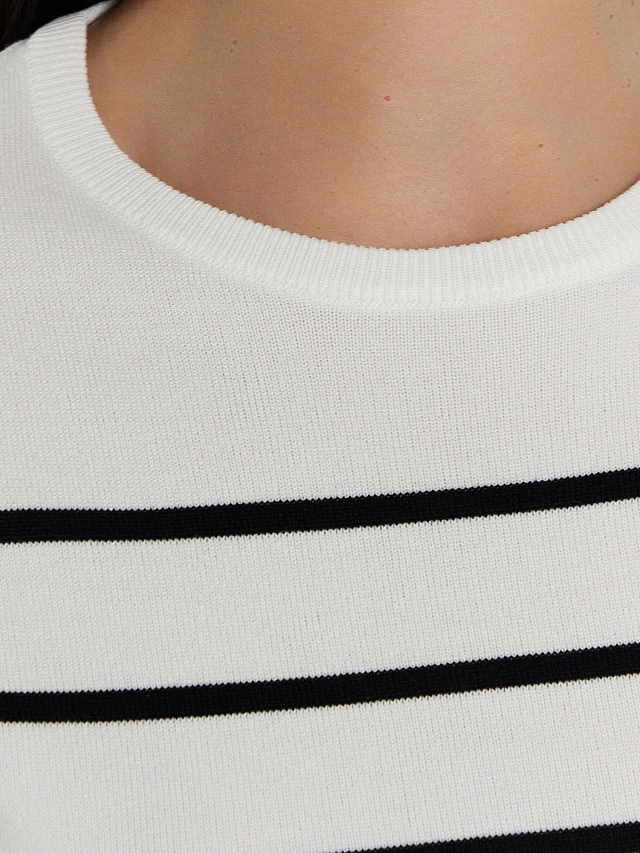 Джемпер женский в полоску - 5