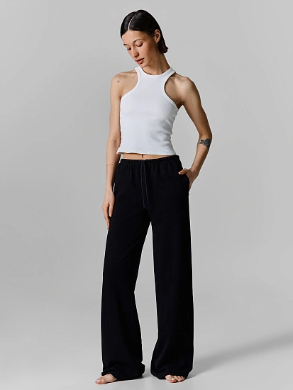 картинка Брюки женские черные  от магазина стильной одежды Mark Formelle