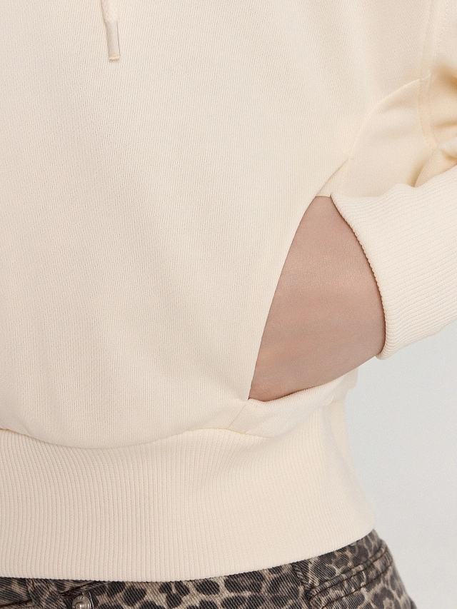 Толстовка женская бежевая укороченная на молнии - 5