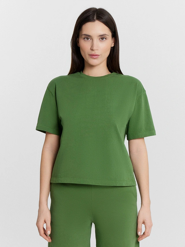 Комплект женский зеленый: футболка и брюки - 3