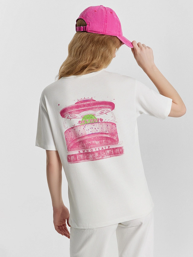 Футболка женская белая с принтом "Кинотеатр октябрь" - 8