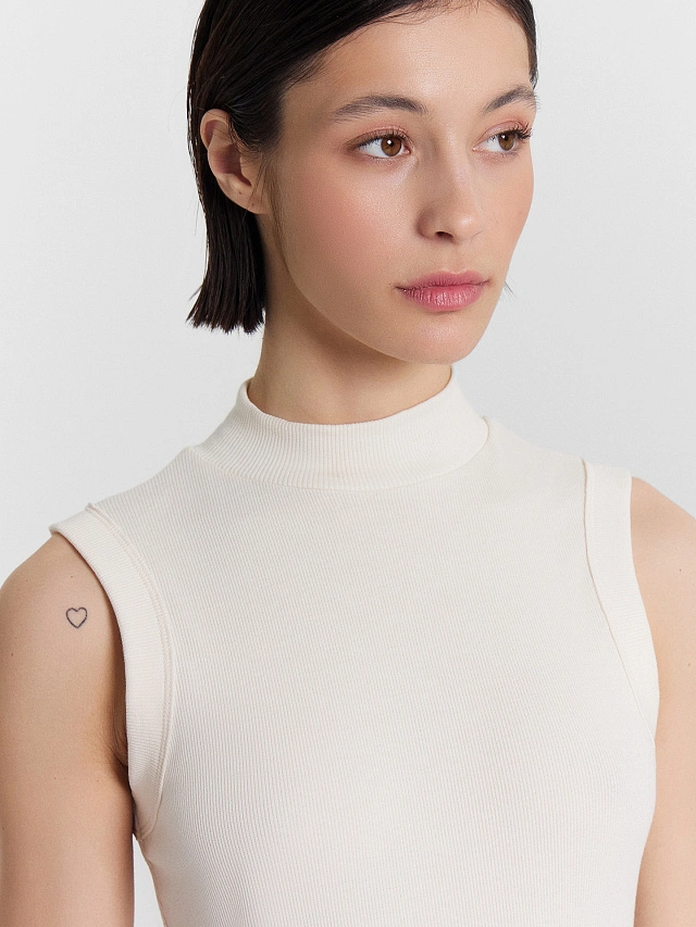 Топ женский кремовый в рубчик - 4