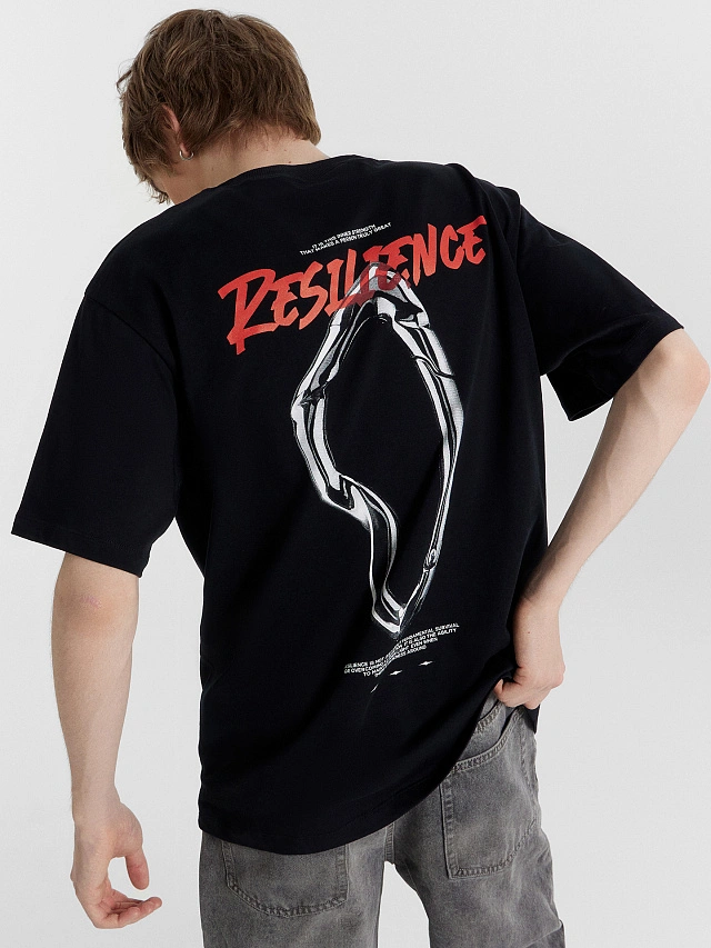 Футболка мужская черная с принтом и надписью "resilience" - 7