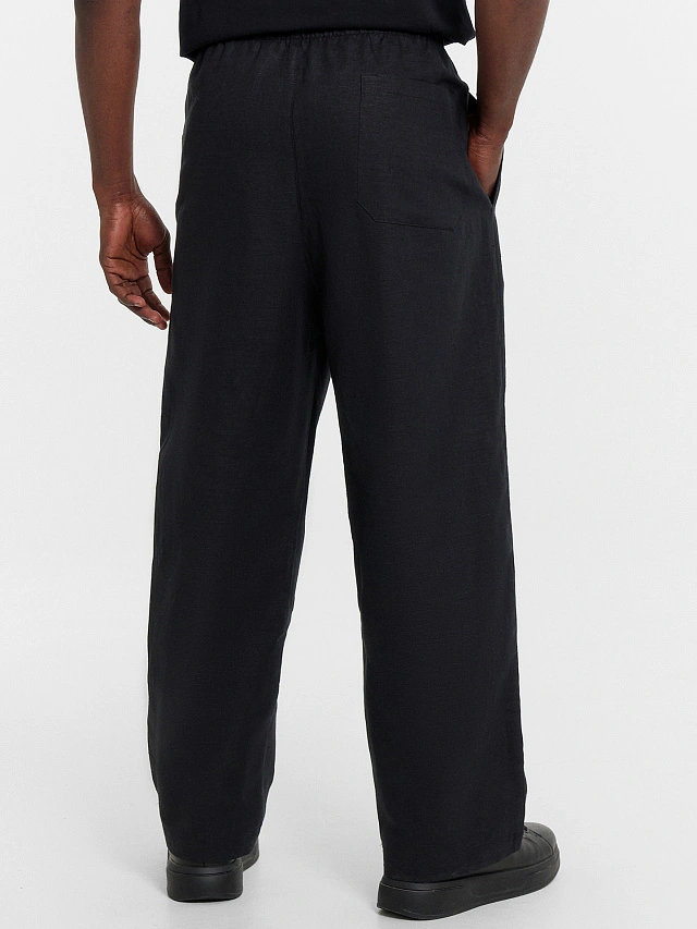 Брюки мужские черные с принтом - 4