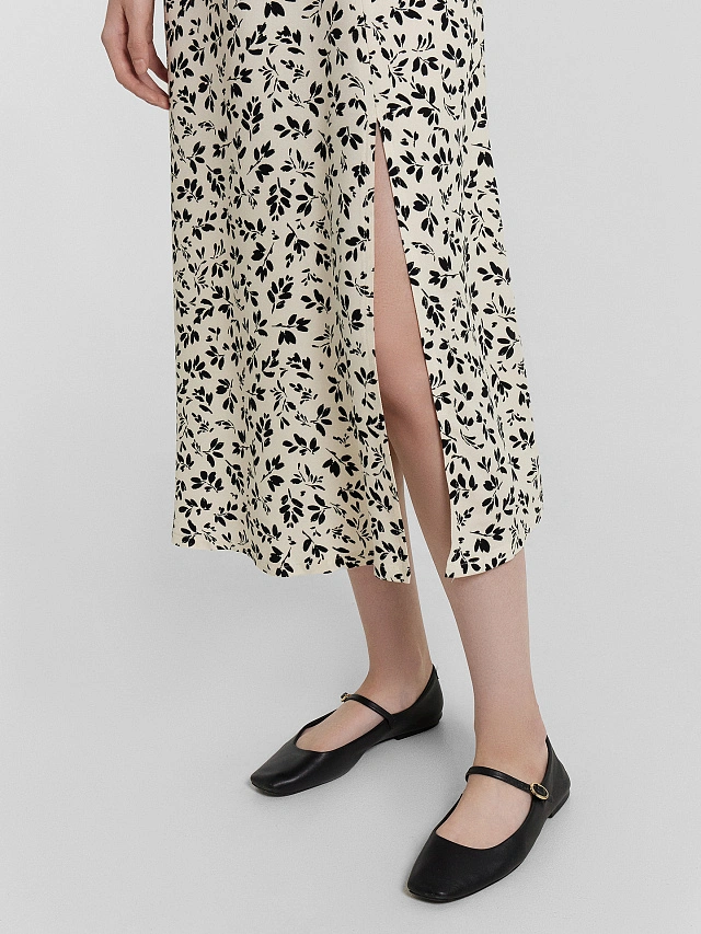 Платье женское бежевое с цветочным принтом - 7