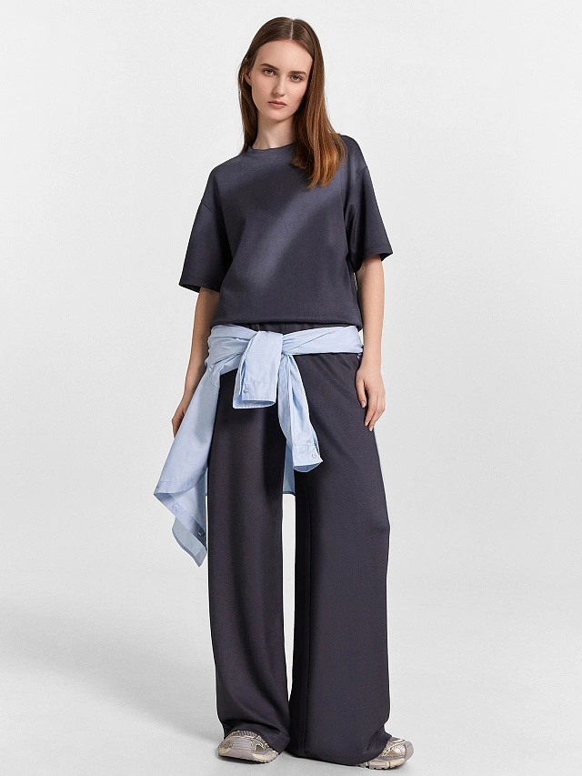 Комплект женский графитовый: брюки и футболка - 8