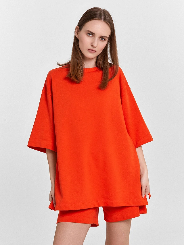 Комплект женский красный: футболка и шорты - 3