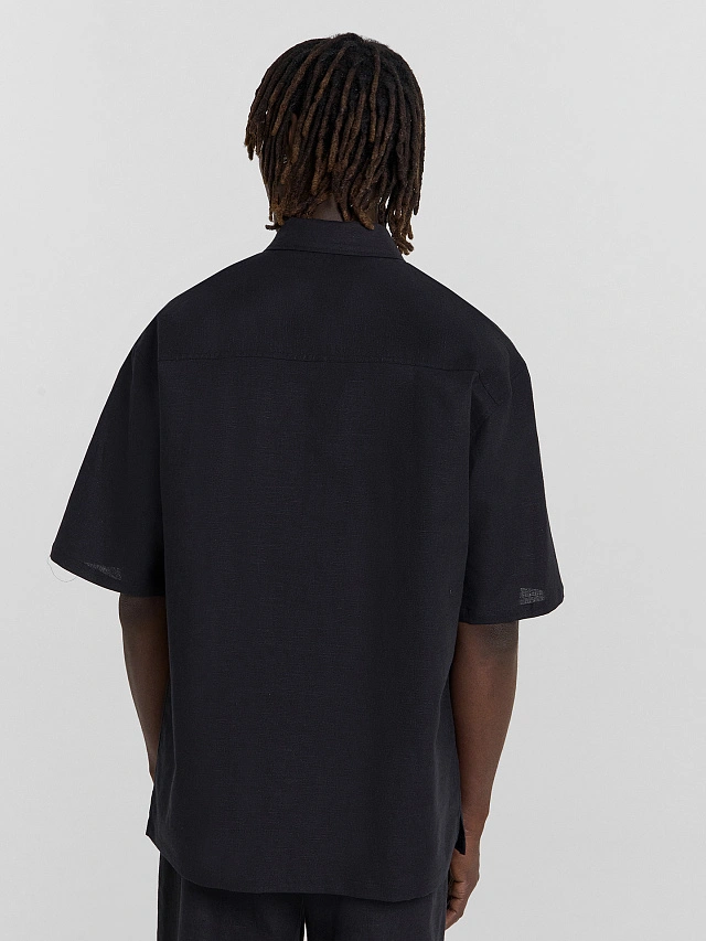 Рубашка мужская черная с принтом - 2