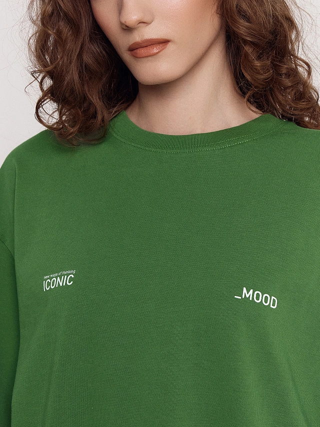 Комплект женский зеленый: шорты и футболка с надписью "iconic _mood" - 6