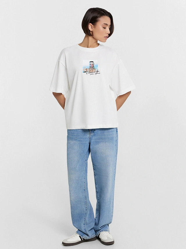 Футболка женская белая с принтом и надписью "Люблю вас, мои хорошие" - 3